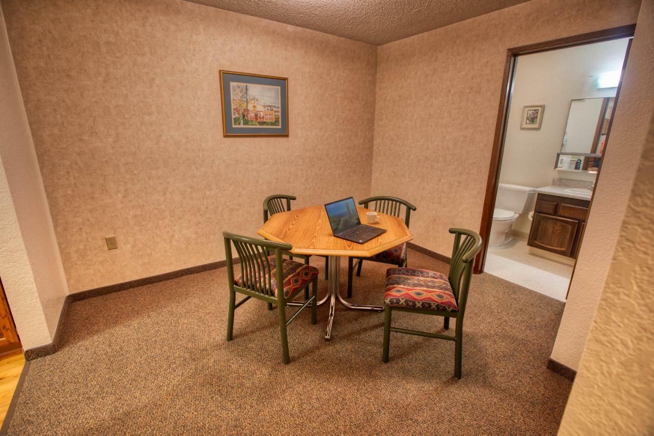 פיירבנקס Wedgewood Resort מראה חיצוני תמונה